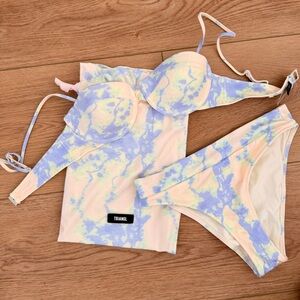 triangl swimwear Pastel Tie-Dye Bikini Top in Lavender, Mint, Cream